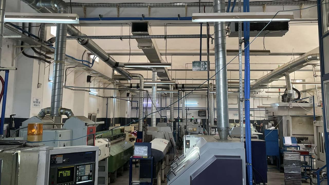 Atelier de décolletage de MJM à Sfax avec ses tours à poupée mobile